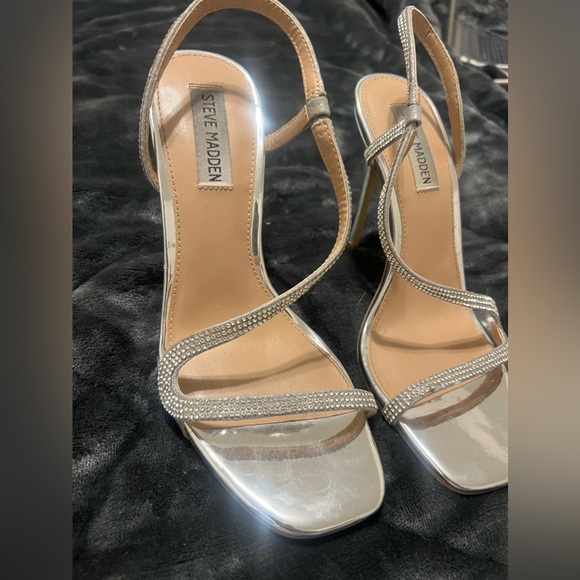 Steve Madden size 7.5 - Picture 2 of 2
